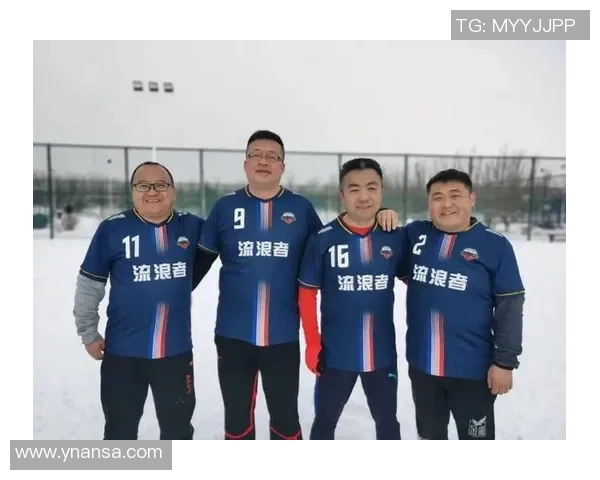 与足球明星一对一较量的热血青春故事