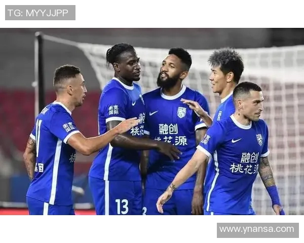 武汉足球队强势领跑锦标赛积分榜100分优势显著