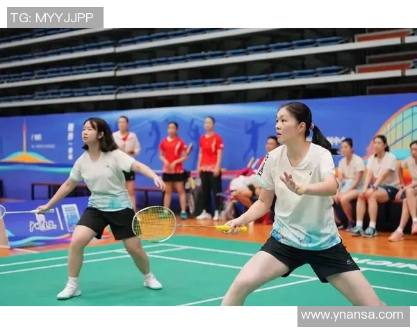 广州羽毛球队的奋斗历程与洲际杯荣耀背后的成长故事 广州羽毛球队的奋斗历程与洲际杯荣耀背后的成长故事